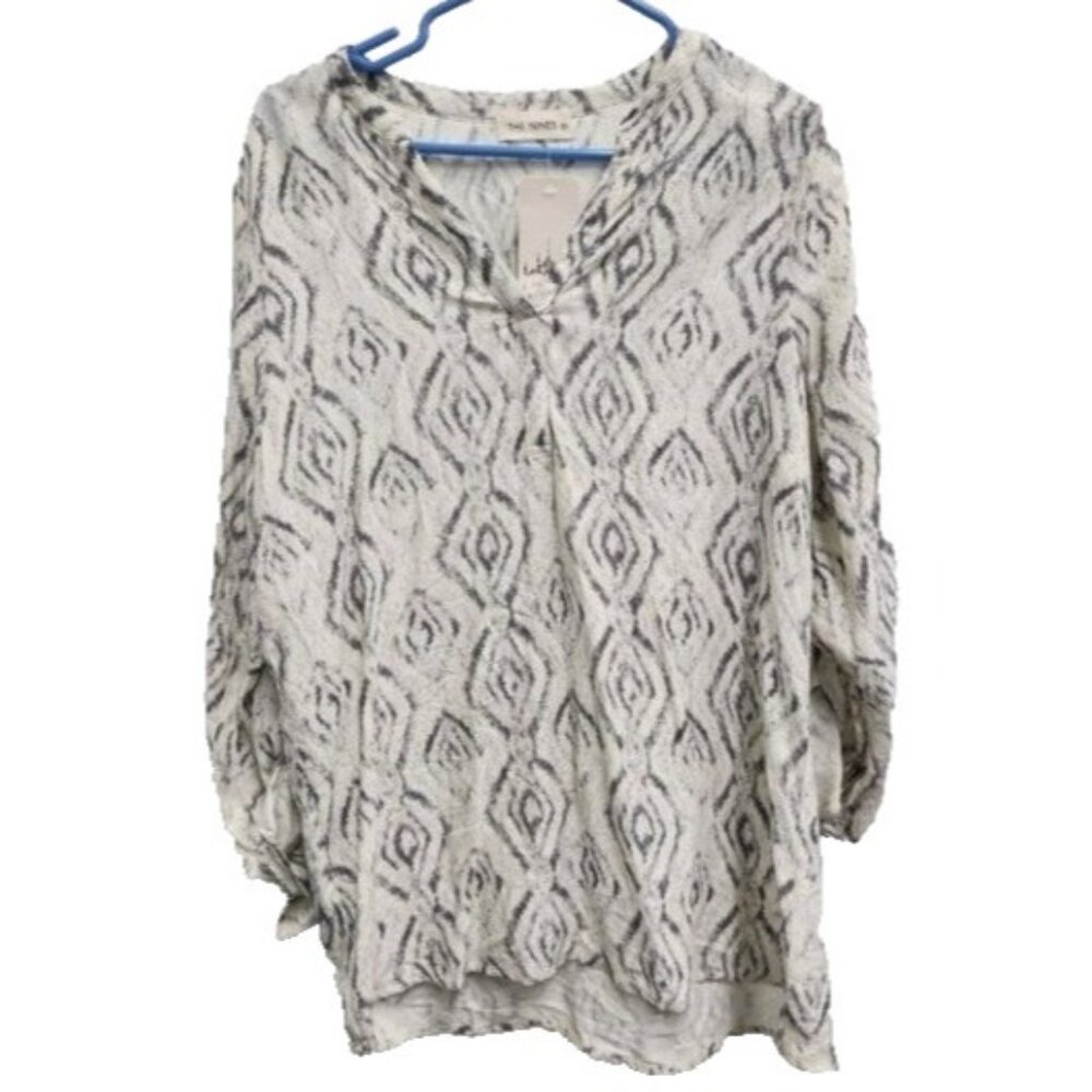 The Nines Womens BOHO Top Medium Ivory Gray Ikat Print‎ Tab Sleeve Pullover NWT
